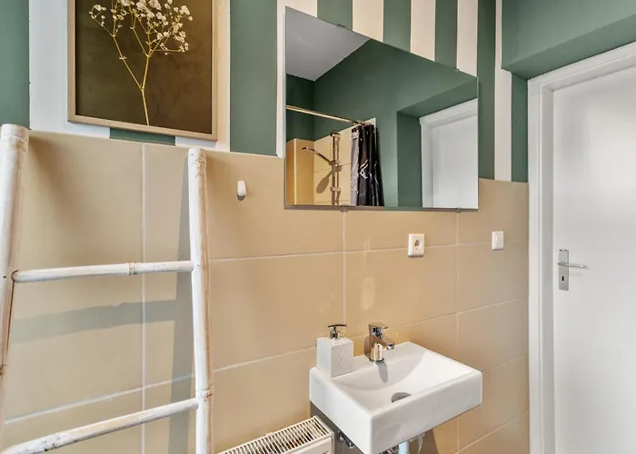 Apartment Stadtnahe&ruhig Gelegen, Fußläufig Zur Alster *